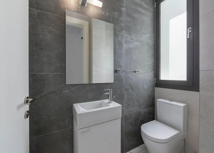 ヴィラ Luxury Paphos Adaris 5 Bedroom Private Swimming Pool *