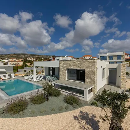 Villa Adaris Coral Bay