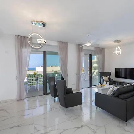 Villa Adaris Coral Bay * Peyia