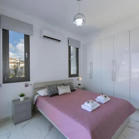 Villa Adaris Coral Bay * Peyia