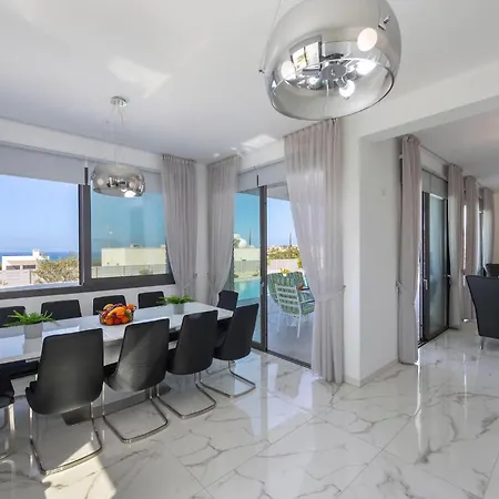 Villa Luxury Paphos Adaris 5 Bedroom Private Swimming Pool Sea Views