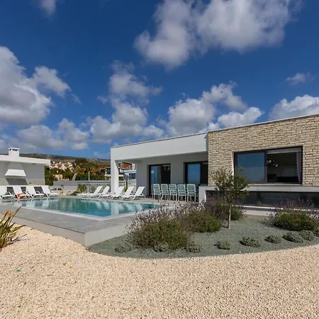 Luxury Paphos Adaris 5 Bedroom Private Swimming Pool Sea Views Villa *