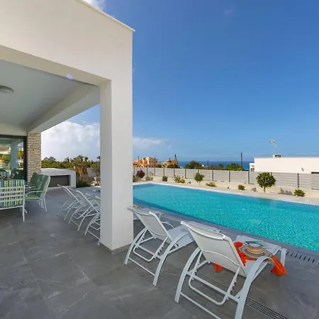 Villa Adaris Coral Bay Peyia