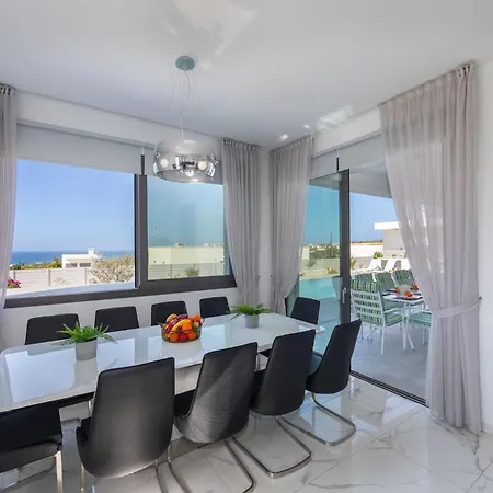Villa Luxury Paphos Adaris 5 Bedroom Private Swimming Pool Sea Views