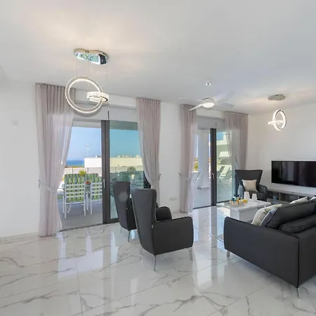 Villa Luxury Paphos Adaris 5 Bedroom Private Swimming Pool Sea Views Peyia