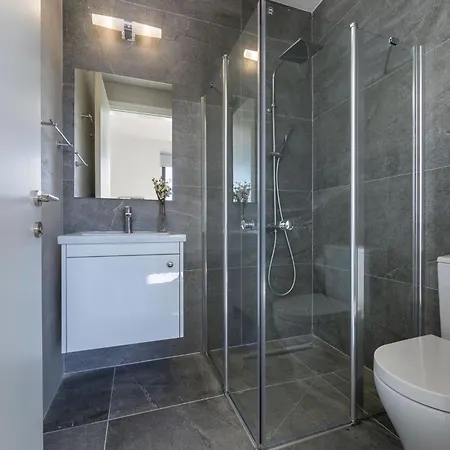 Luxury Paphos Adaris 5 Bedroom Private Swimming Pool Sea Views Villa Peyia
