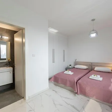 Luxury Paphos Adaris 5 Bedroom Private Swimming Pool Sea Views * Pegeia
